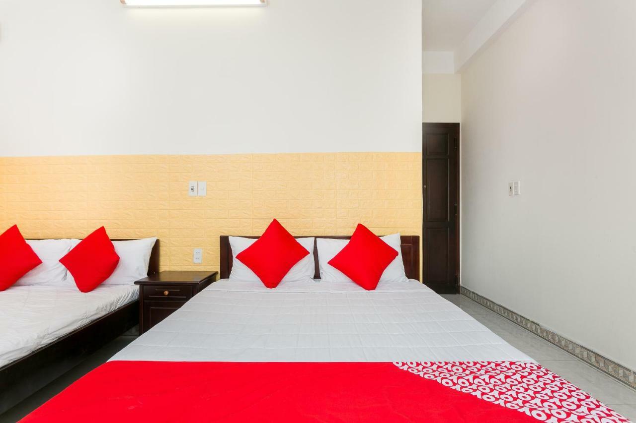Oyo 117 Gina Hotel Da Nang Exterior photo