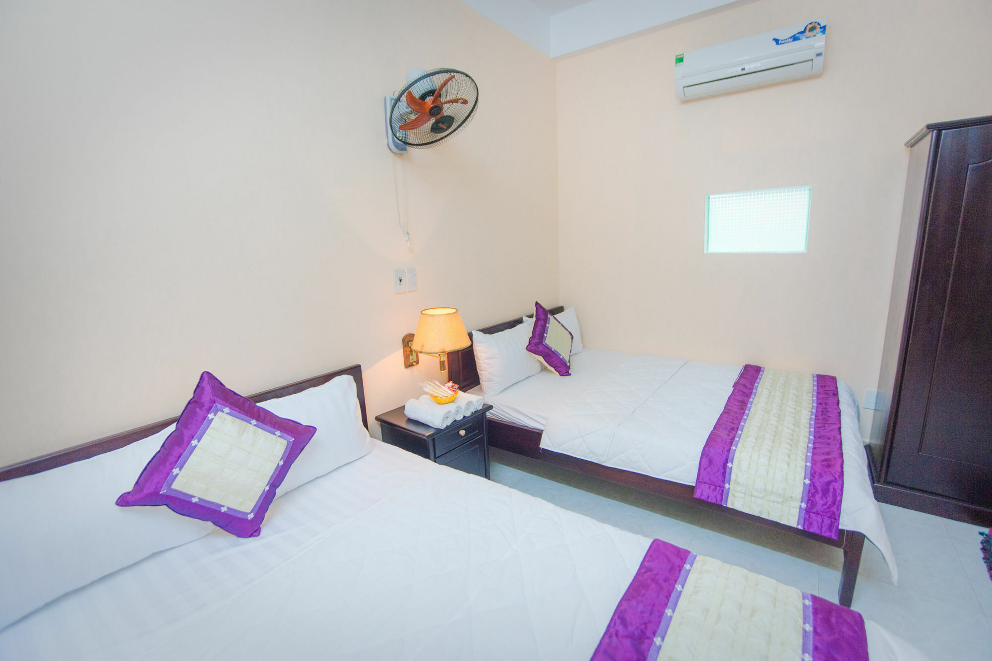 Oyo 117 Gina Hotel Da Nang Exterior photo